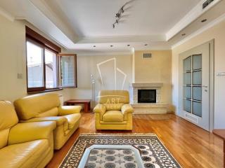 stanovi   Beograd  Autokomanda    Admirala Vukovića