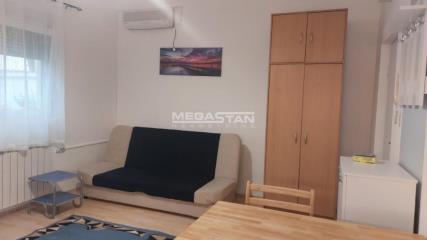 stanovi   Beograd  Pašino i Lekino brdo    Bačvanska