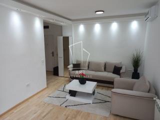 stanovi   Beograd  Banovo brdo    Dostojevskog