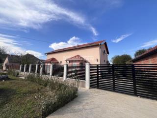 kuće   SREMSKI OKRUG  Ašanja    