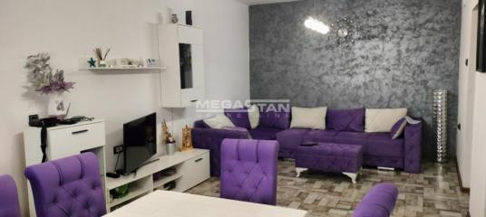 kuće   SREMSKI OKRUG  centar    