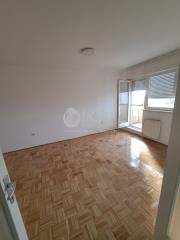 stanovi   SREMSKI OKRUG  Nova Pazova    