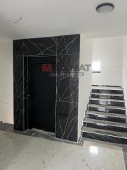 stanovi   SREMSKI OKRUG  centar    15. avgusta