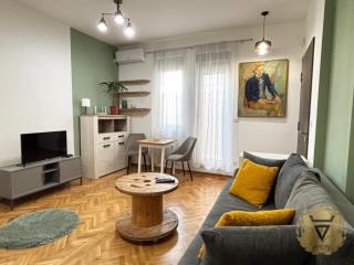 stanovi   Beograd  Hram    Šumatovačka