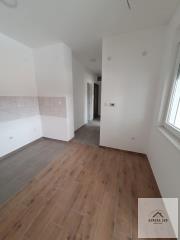 stanovi   Novi Sad  -    
