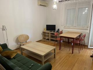 stanovi   Novi Sad  -    