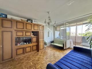 stanovi   Beograd  Savski blokovi (44 45 70 70a)    Gandijeva