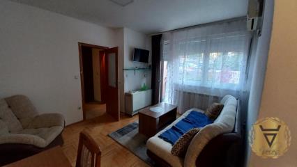 stanovi   Beograd  Karaburma    Dragoslava Srejovića
