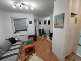 stanovi   Beograd  Mirijevo I II III IV    Teodora Mirijevskog