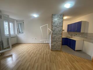 stanovi   Beograd  Kumodraž II    Bulevar Peka Dapčevića