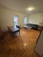 stanovi   Beograd  Petlovo Brdo    Pavla Vujevića