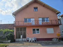 kuće   Indjija  Indjija    