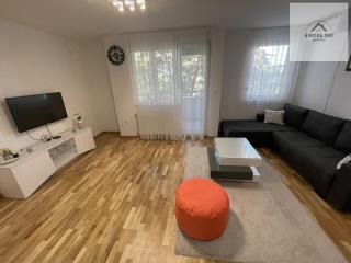 stanovi   Novi Sad  -    