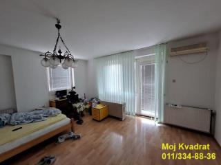 kuće   Pećinci  Ugrinovci    Golubinačka