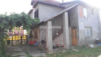 kuće   Inđija  -    