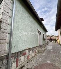 kuće   Inđija  -    