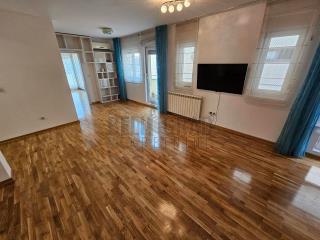 stanovi   Beograd  Pašino i Lekino brdo    Đorđa Kratovca