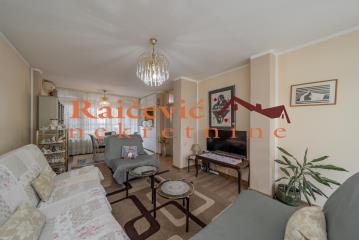 stanovi   Beograd  Arena (blok 24 i 25)    Milutina Milankovica