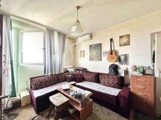 stanovi   Beograd  Meandri    Ugrinovačka
