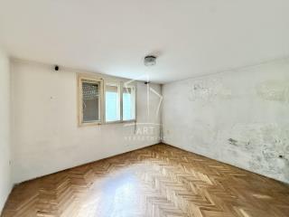 stanovi   Beograd  Cvetkova pijaca    Majke Angeline
