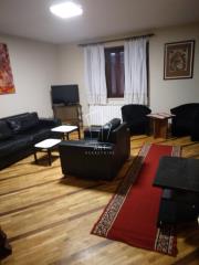 stanovi   Beograd  Zeleno brdo    Ivana Gradnika