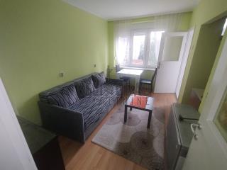 stanovi   Beograd  Zemun centar    Milana Uzelca