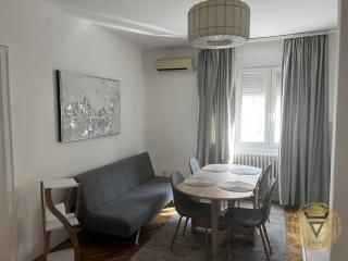 stanovi   Beograd  Stari Grad lokacija    Takovska