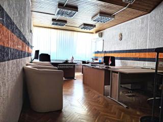 poslovni prostor   Beograd  Banovo brdo    Stevana Brakusa