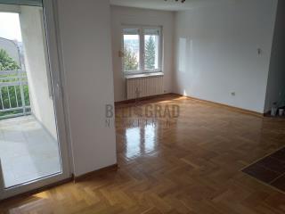 stanovi   Beograd  Pašino i Lekino brdo    Petrovaradinska