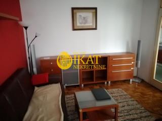 stanovi   Beograd  Savski blokovi (44 45 70 70a)    