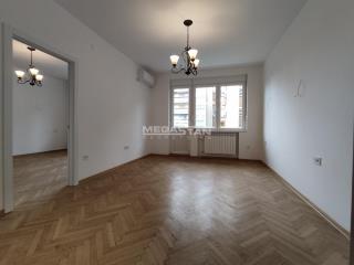 stanovi   Beograd  Savski venac lokacija    Deligradska