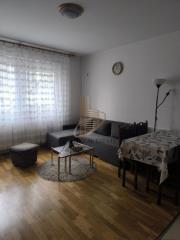 stanovi   Novi Sad  -    