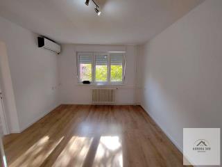 stanovi   Novi Sad  -    