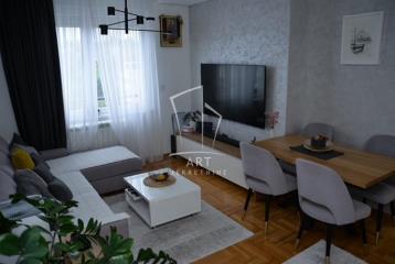 stanovi   Beograd  Jajinci    Bulevar JNA
