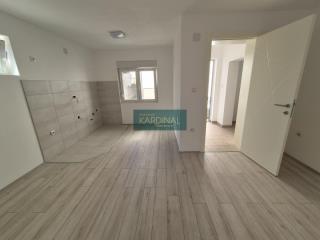 stanovi   Jagodina  -    