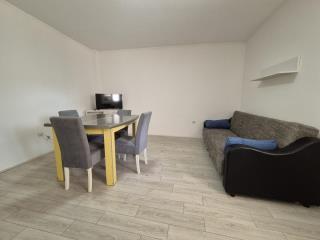 stanovi   Jagodina  -    