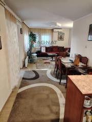kuće   Beograd  Ćukovac    Ugrinovačka