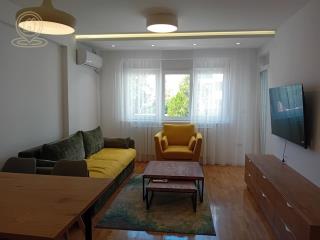 stanovi   Niš  -    