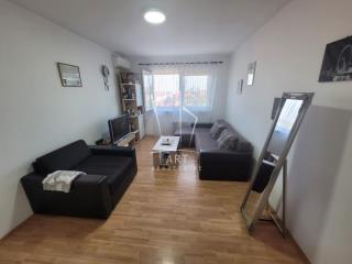 stanovi   Beograd  Karaburma    Pere Ćetkovića