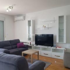 stanovi   Beograd  Učiteljsko naselje    Podujevska