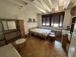 stanovi   Beograd  Vračar lokacija    Lazarevićeva