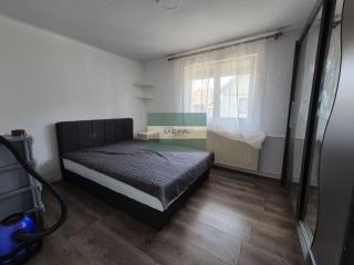 kuće   Jagodina  -    
