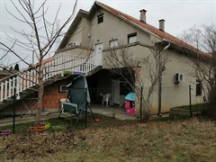 kuće   Beograd  Medaković padina    Vladimira Mitrovica 31d 
