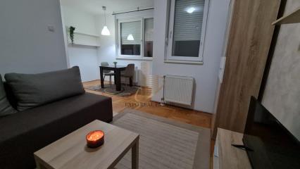 stanovi   Novi Sad  -    