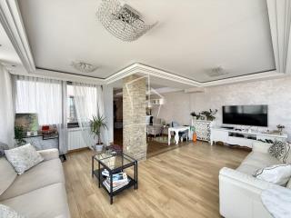 stanovi   Beograd  Voždovačka Crkva    Jove Ilića