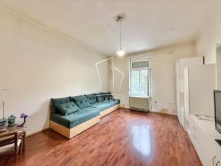 stanovi   Beograd  Dorćol donji    Komnen Barjaktara