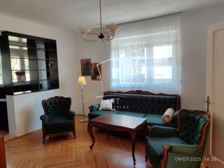 stanovi   Beograd  Cvetkova pijaca    Franje Kluza