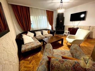 kuće   Beograd  Borča    Prvog maja