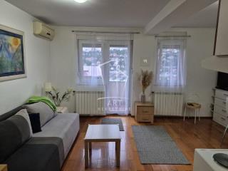 stanovi   Beograd  Miljakovac    Dimitrija Koturovića