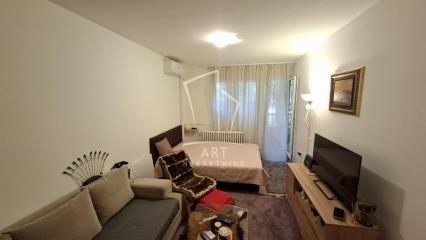 stanovi   Beograd  Hotel Yu i Stari merkator    Aleksinačkih rudara